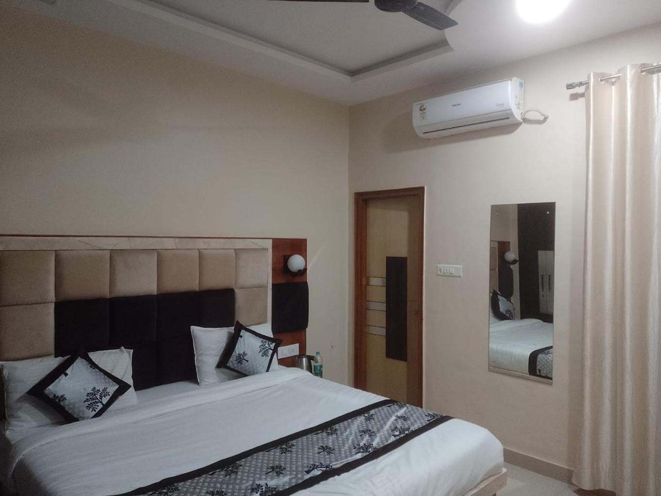 The Five Dimension Agra (Uttar Pradesh) Exterior foto